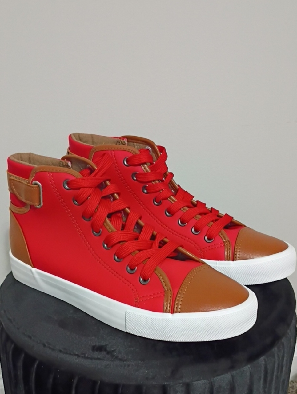 Red Fashion Sneakers
